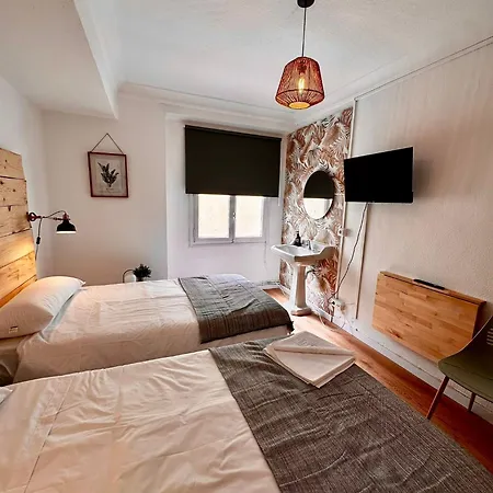 Hostal Atuaire Home En El Centro De Burgos Exterior photo