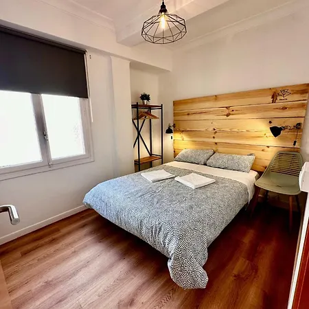 Hostal Atuaire Home En El Centro De Burgos Exterior photo